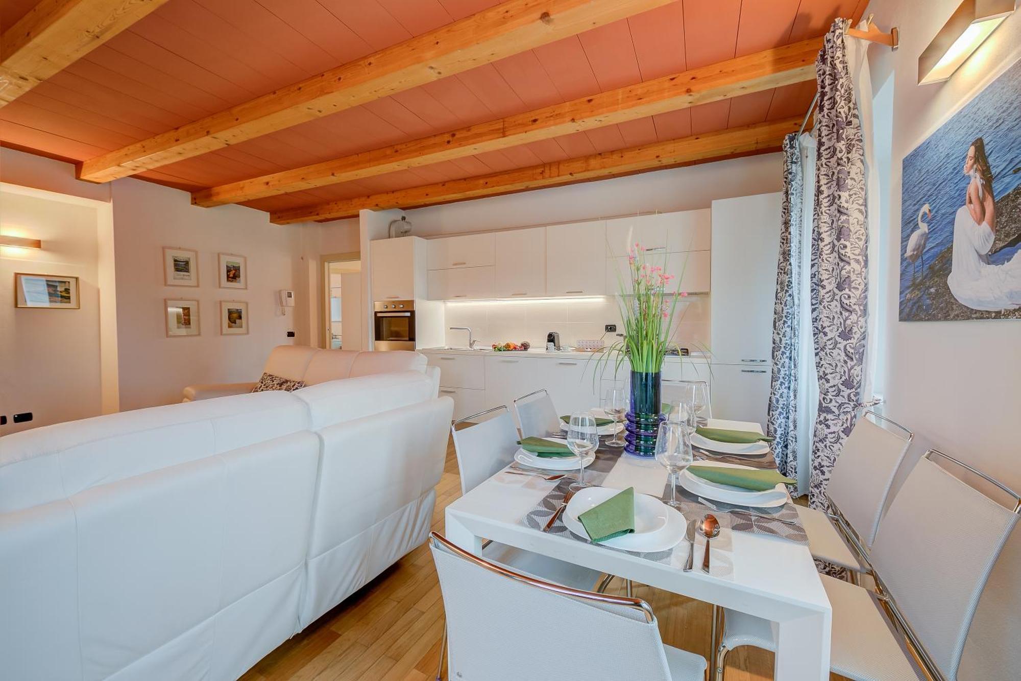 Concordia Apartment Laveno - Happy Rentals Екстер'єр фото